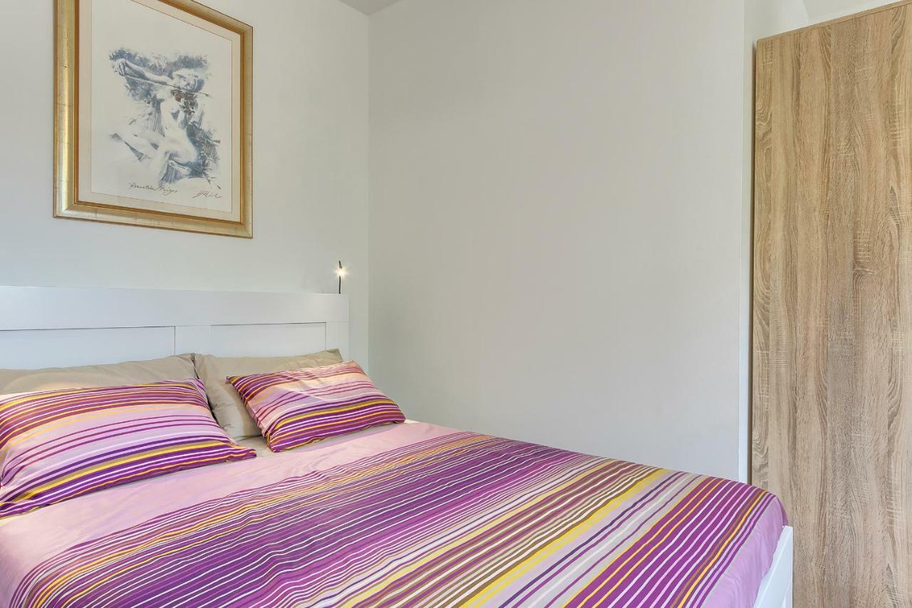 Wellness Apartman Kaiser พูลา ภายนอก รูปภาพ